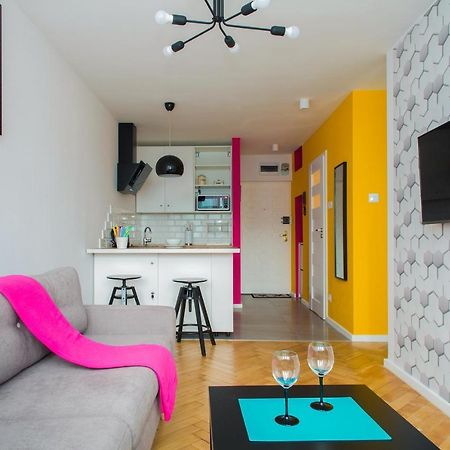 Ferienwohnung Cozy Studio Next To Central Station Warschau Exterior foto