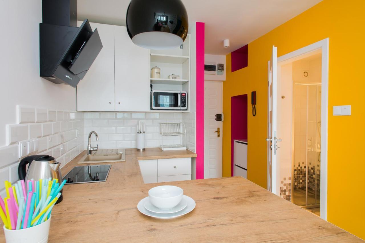 Ferienwohnung Cozy Studio Next To Central Station Warschau Exterior foto